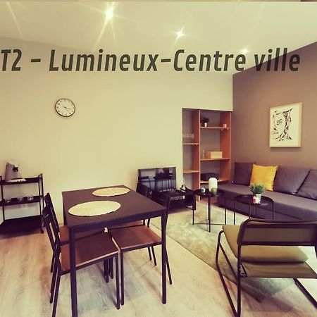 Vienne: Appartement Au Coeur Du Centre Historique เวียน ภายนอก รูปภาพ