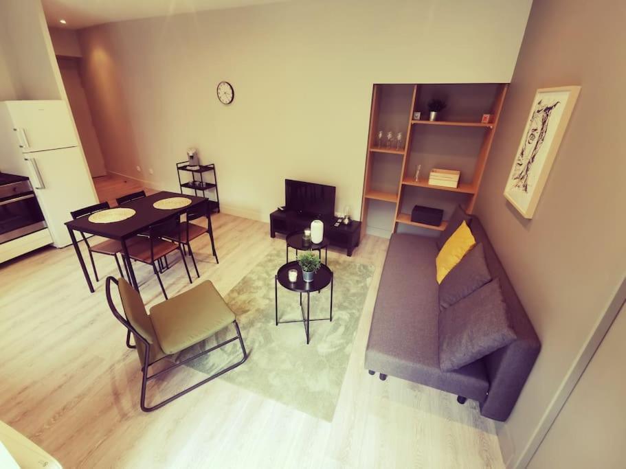 Vienne: Appartement Au Coeur Du Centre Historique เวียน ภายนอก รูปภาพ